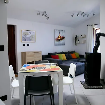 Apartment Apartman Tera